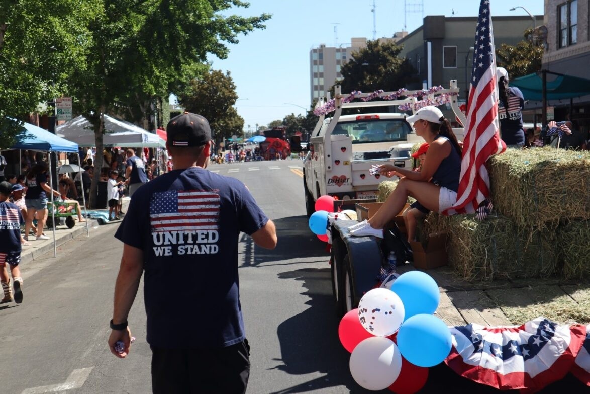 Modesto_4th_Of_July_Parade